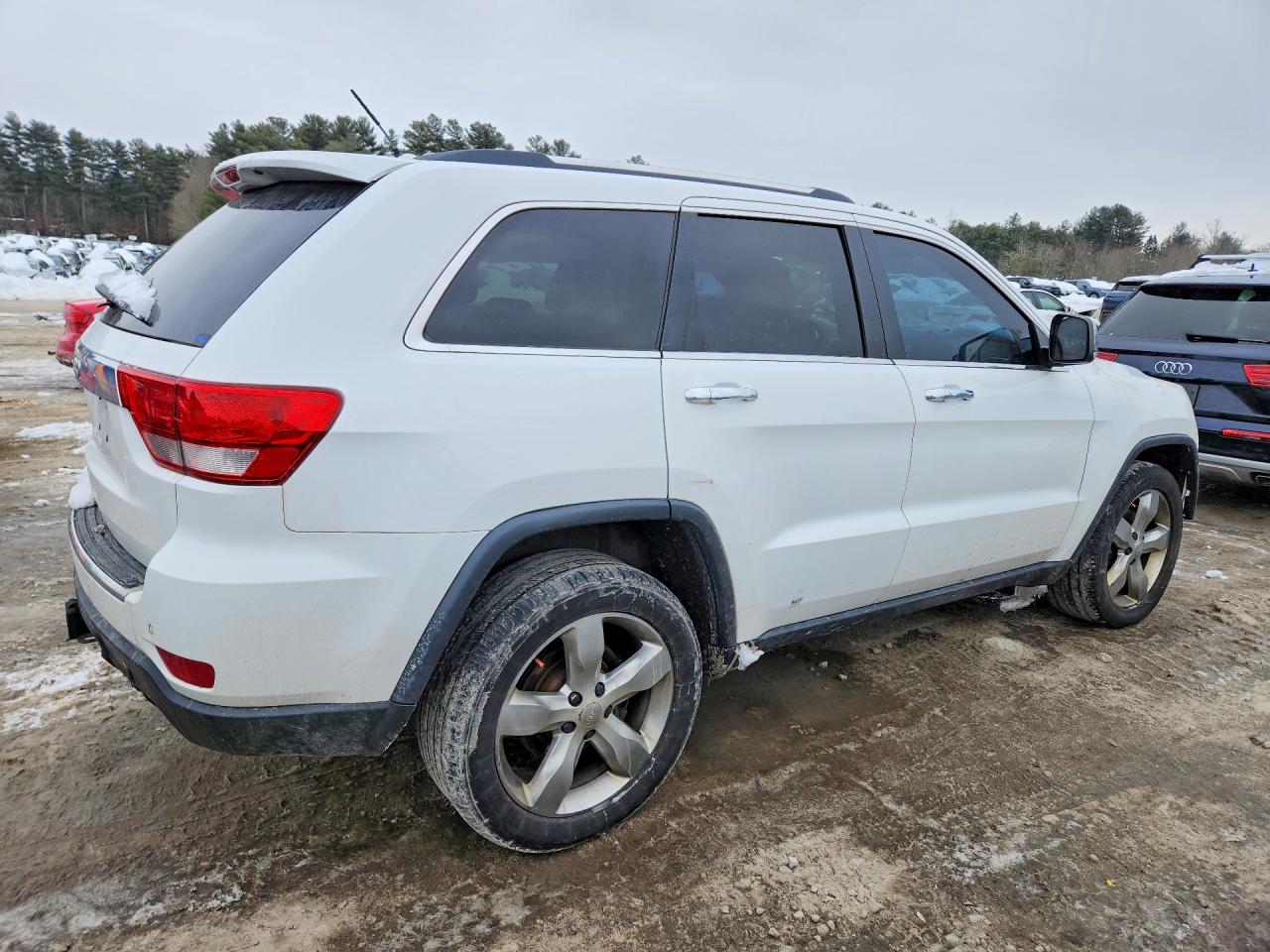 2013 Jeep Grand cher VIN 1C4RJFCT7DC615534 photo 3