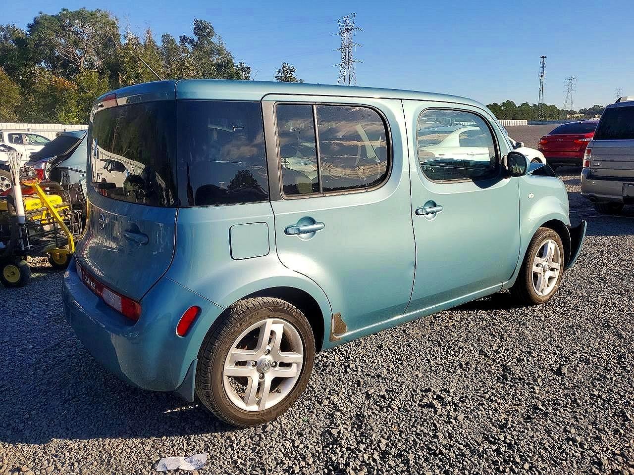 2011 NISS Cube VIN JN8AZ2KR9BT206215 photo 3