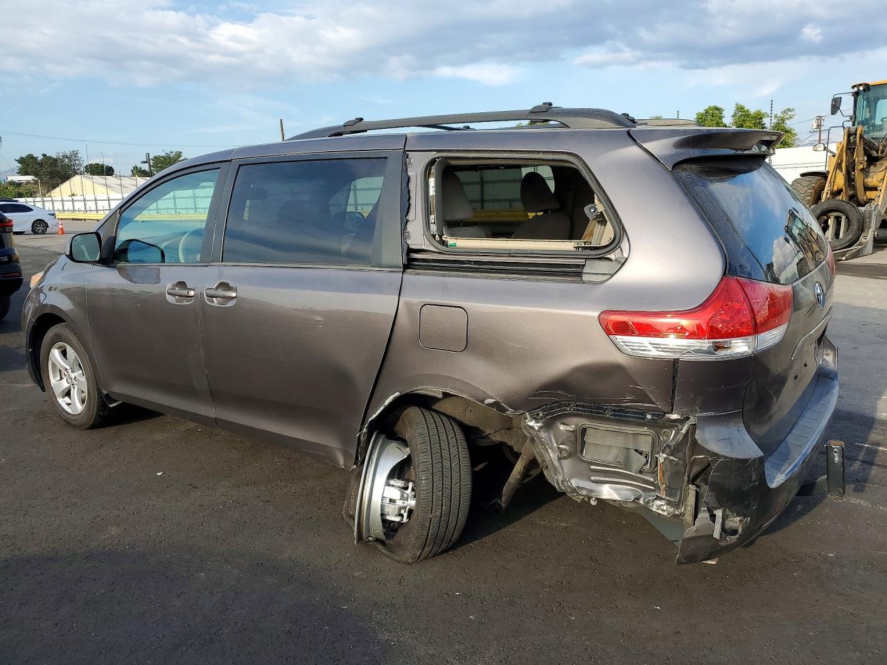 2013 Toyota All models VIN 5TDKK3DC2DS357451 photo 2