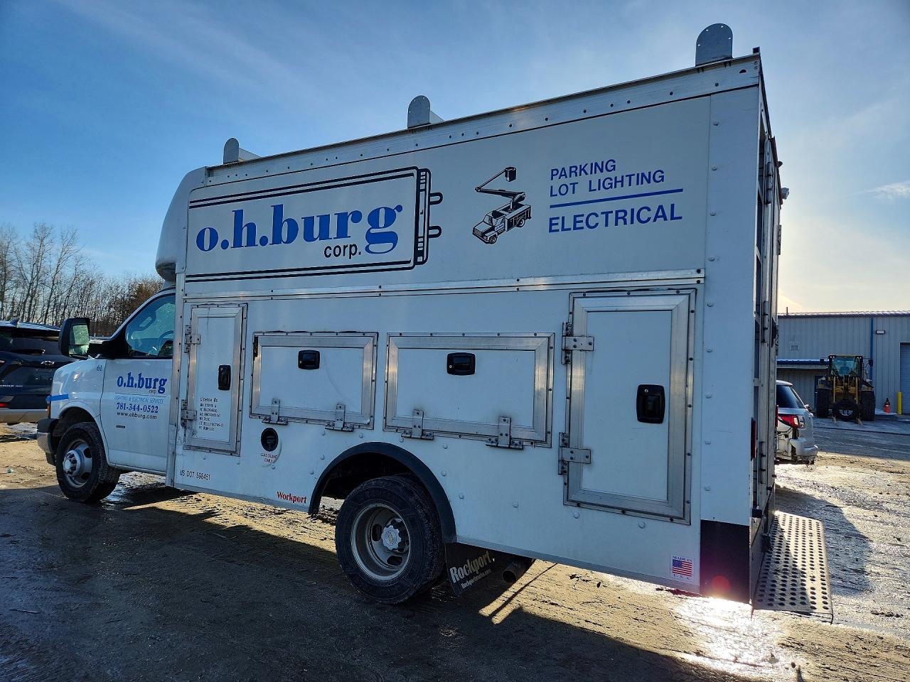 2021 CHEV Express VIN 1GB3GRC7XM1311980 photo 2