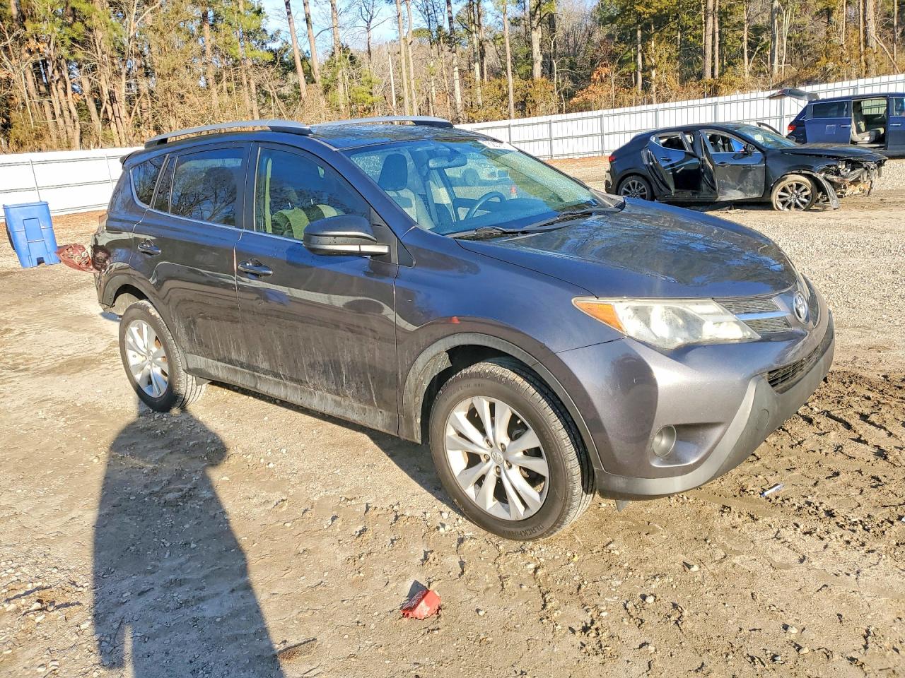 2014 Toyota Rav4 VIN JTMZFREV0EJ014884 photo 4