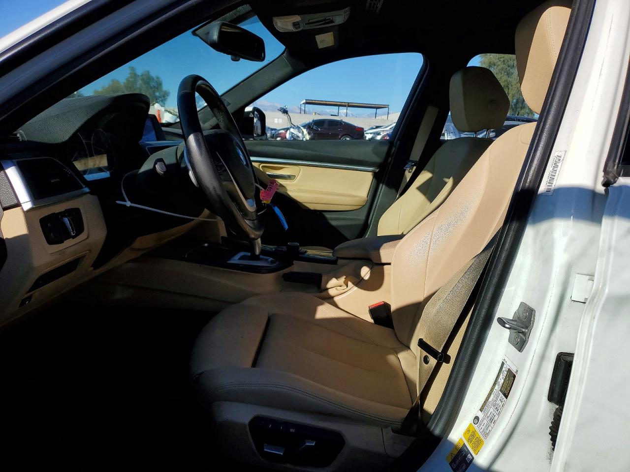 2018 BMW 3 series VIN WBA8E1C51JA756737 photo 7