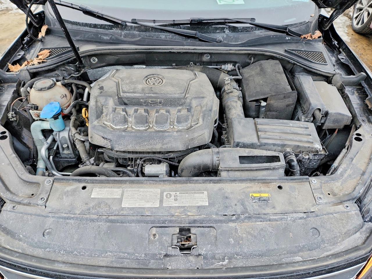 2018 Volkswagen Passat VIN 1VWBA7A34JC010826 photo 11