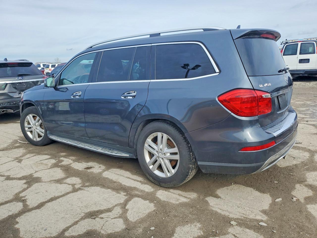 2013 Mercedes-Benz Gl-class VIN 4JGDF7CE7DA199074 photo 2