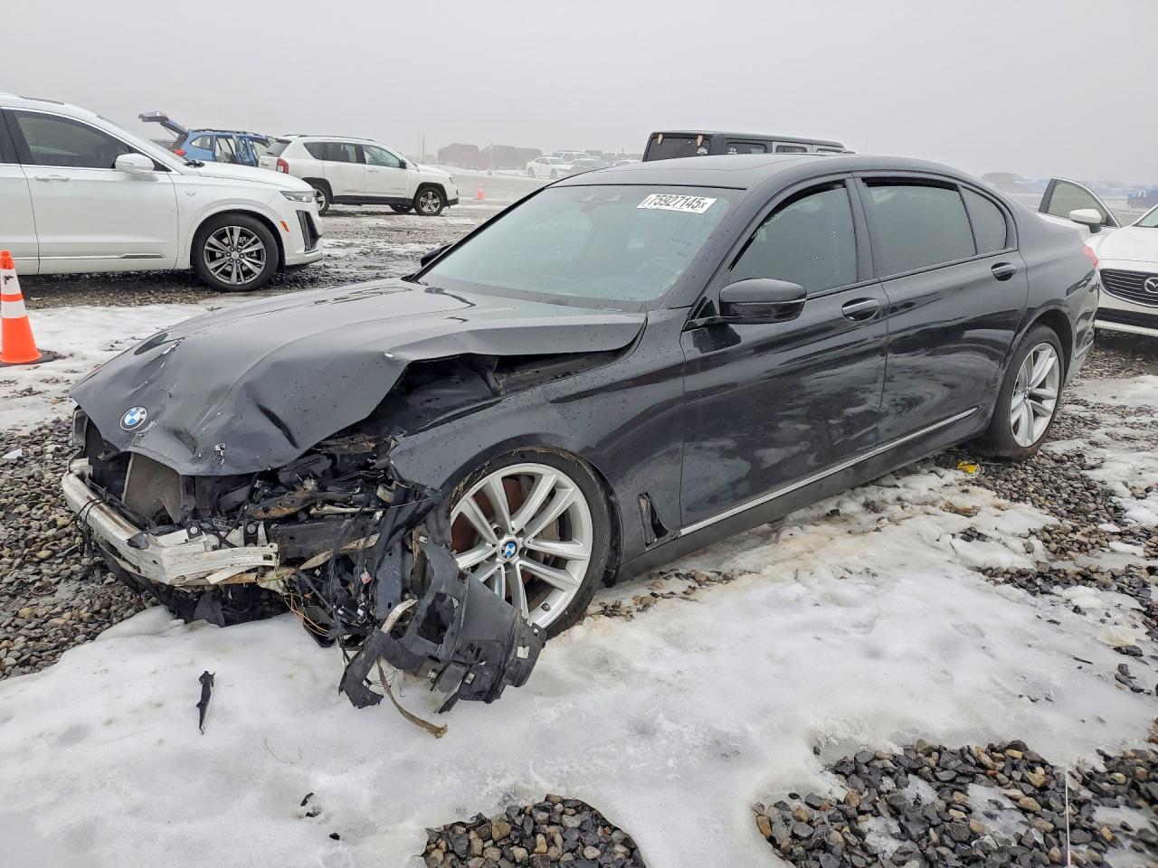 2018 BMW 7 series VIN WBA7F2C54JG424075 photo 1