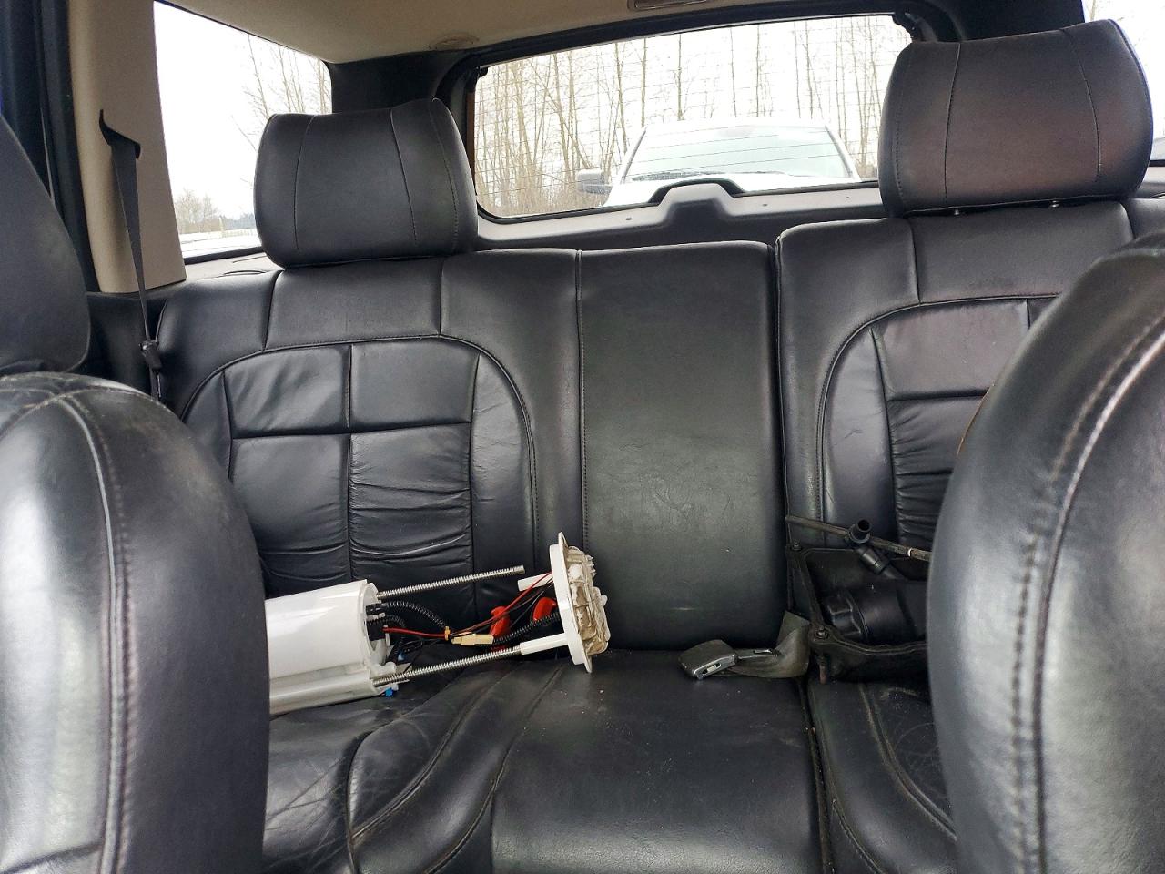 2004 Jeep Cherokee VIN 1J4GW58N94C296578 photo 10