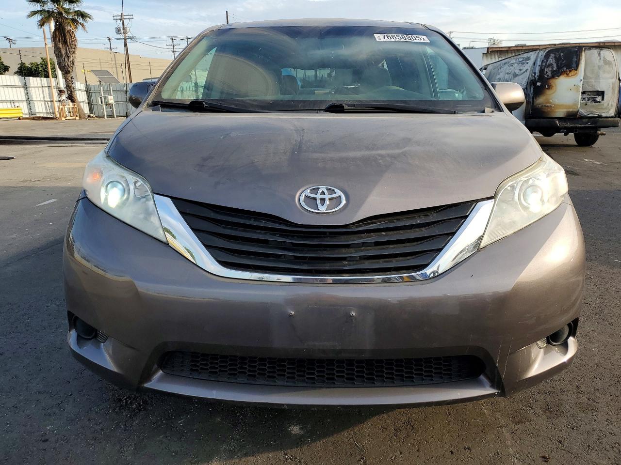 2013 Toyota All models VIN 5TDKK3DC2DS357451 photo 5