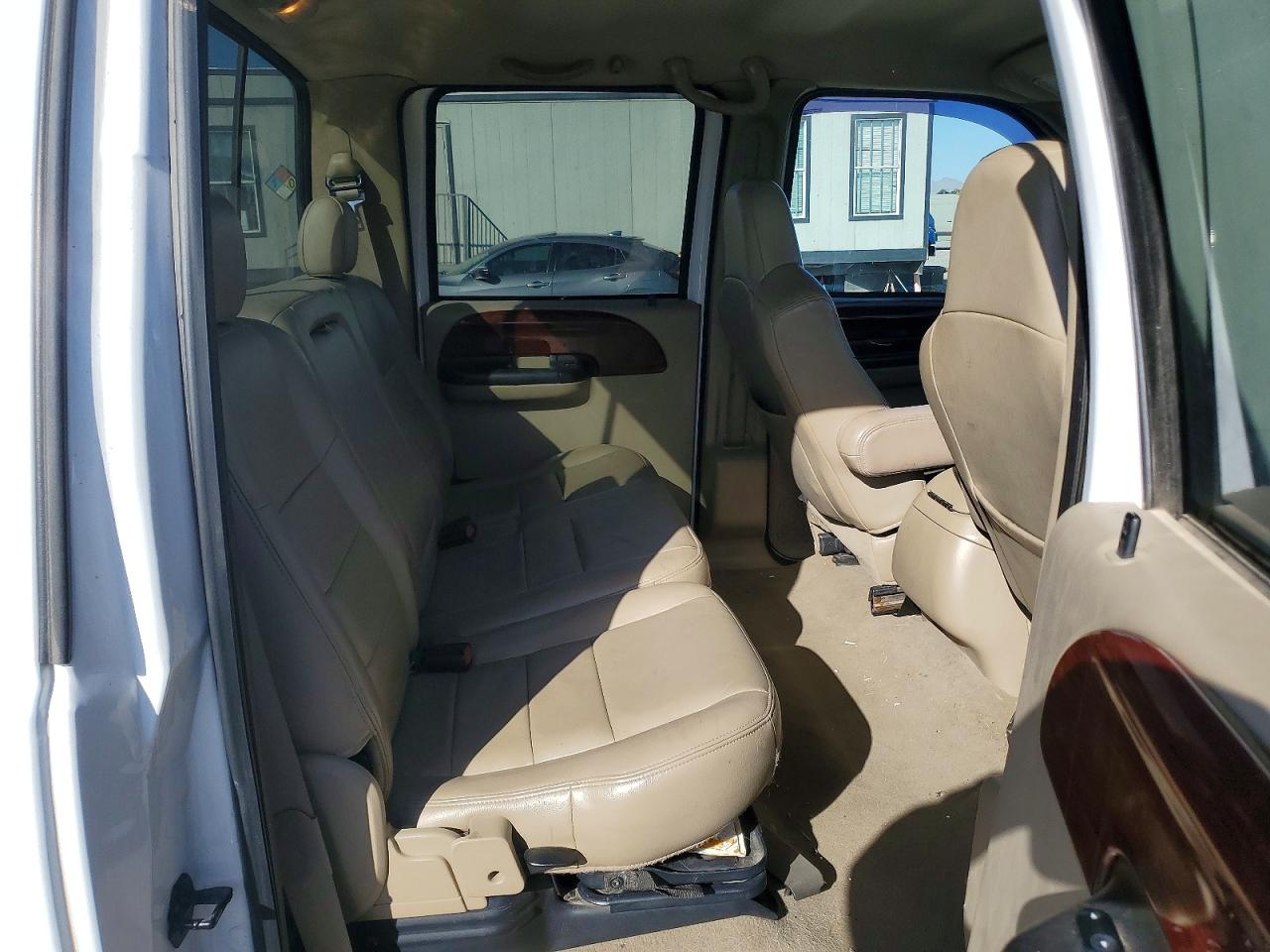 2006 Ford F350 VIN 1FTWW33PX6EA45915 photo 10