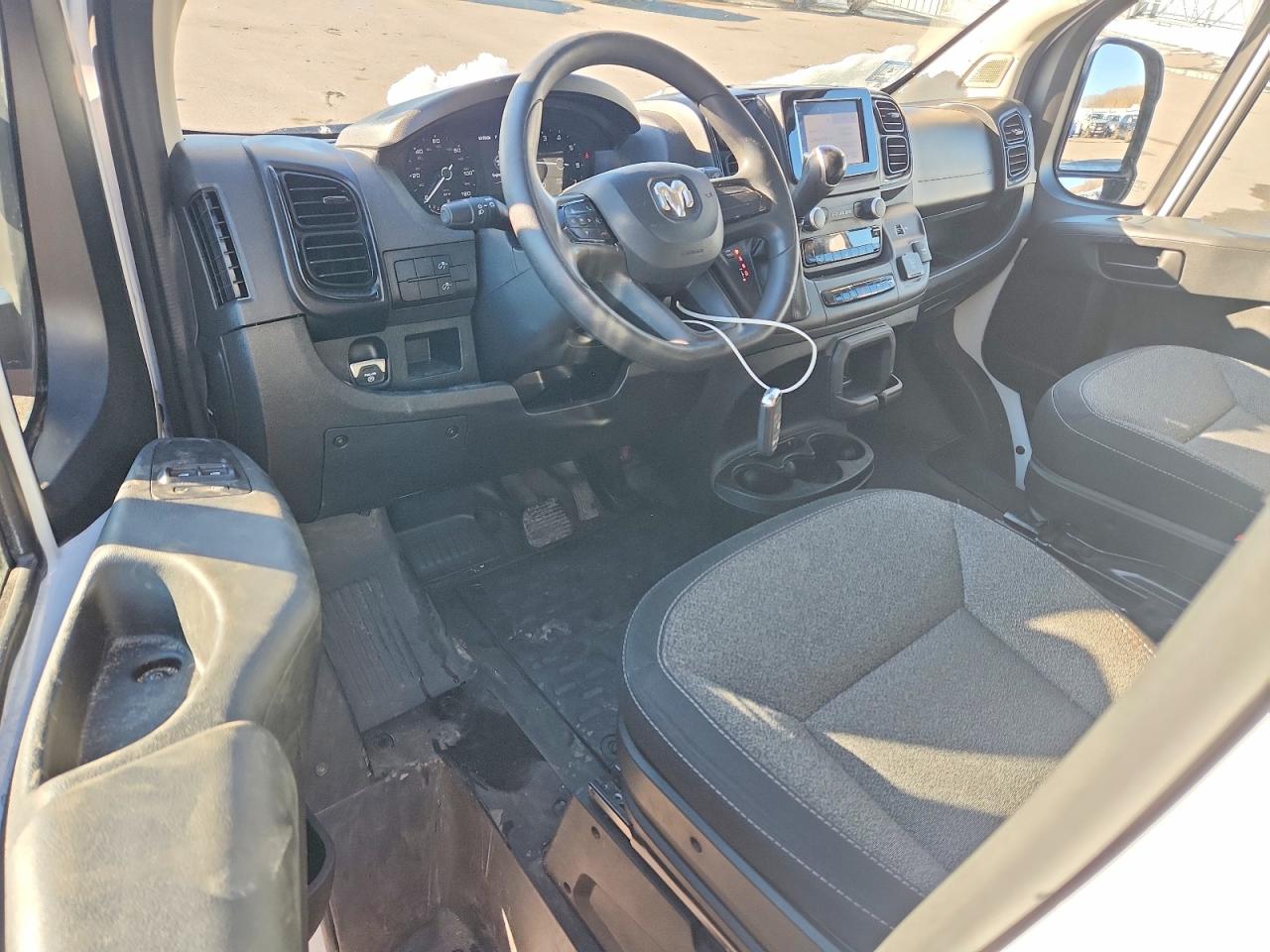 2024 Ram Promaster VIN 3C6LRVDG5RE110402 photo 8