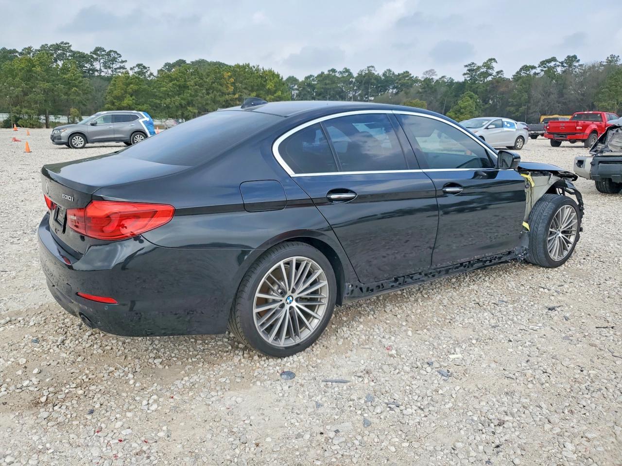 2018 BMW 5 series VIN WBAJA5C58JWA36071 photo 3