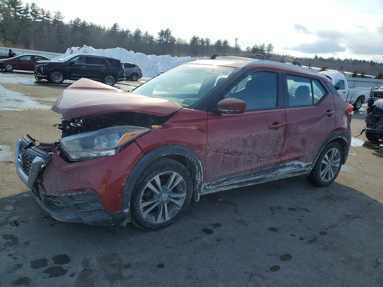 2019 Niss Kicks VIN 3N1CP5CU3KL516074 photo 1