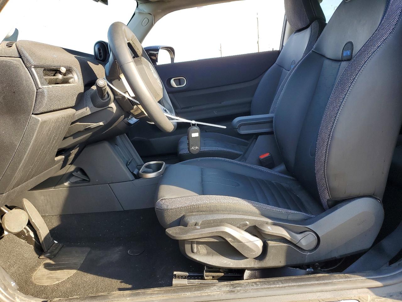 2025 Mini Cooper VIN WMW23GD06S2W35165 photo 7