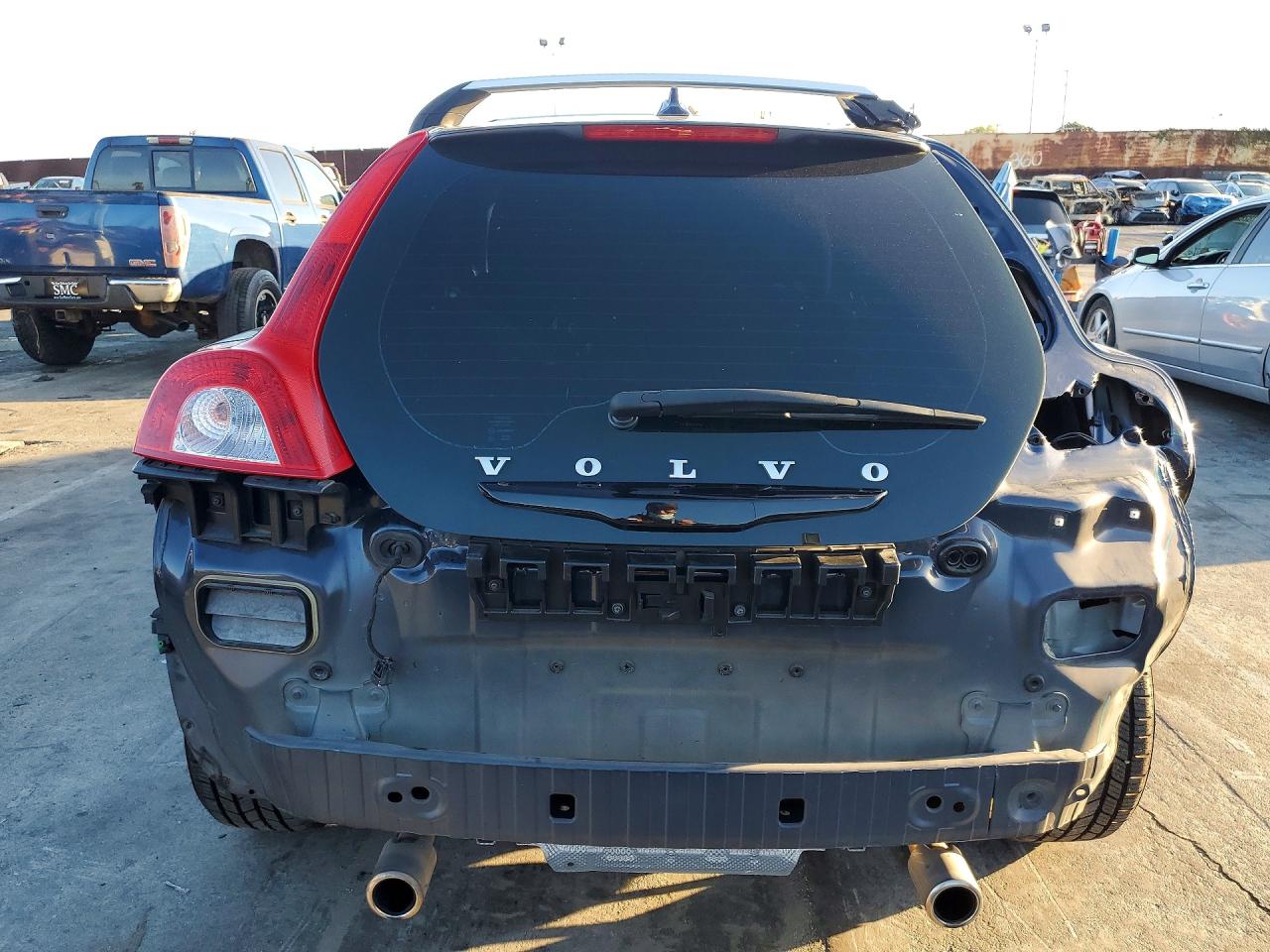 2012 Volvo C30 VIN YV1672MK8C2269072 photo 6