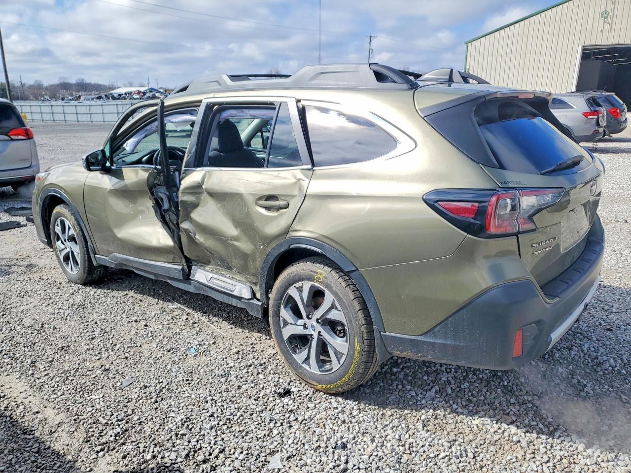 2020 Subaru Outback Wilderness VIN 4S4BTANC9L3224892 photo 2