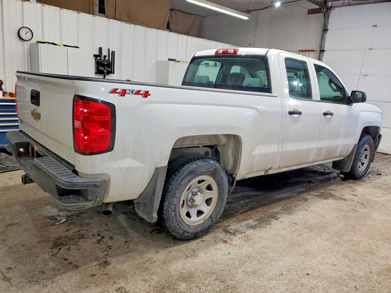 2019 Chevrolet All models VIN 2GCVKNEC7K1167799 photo 3
