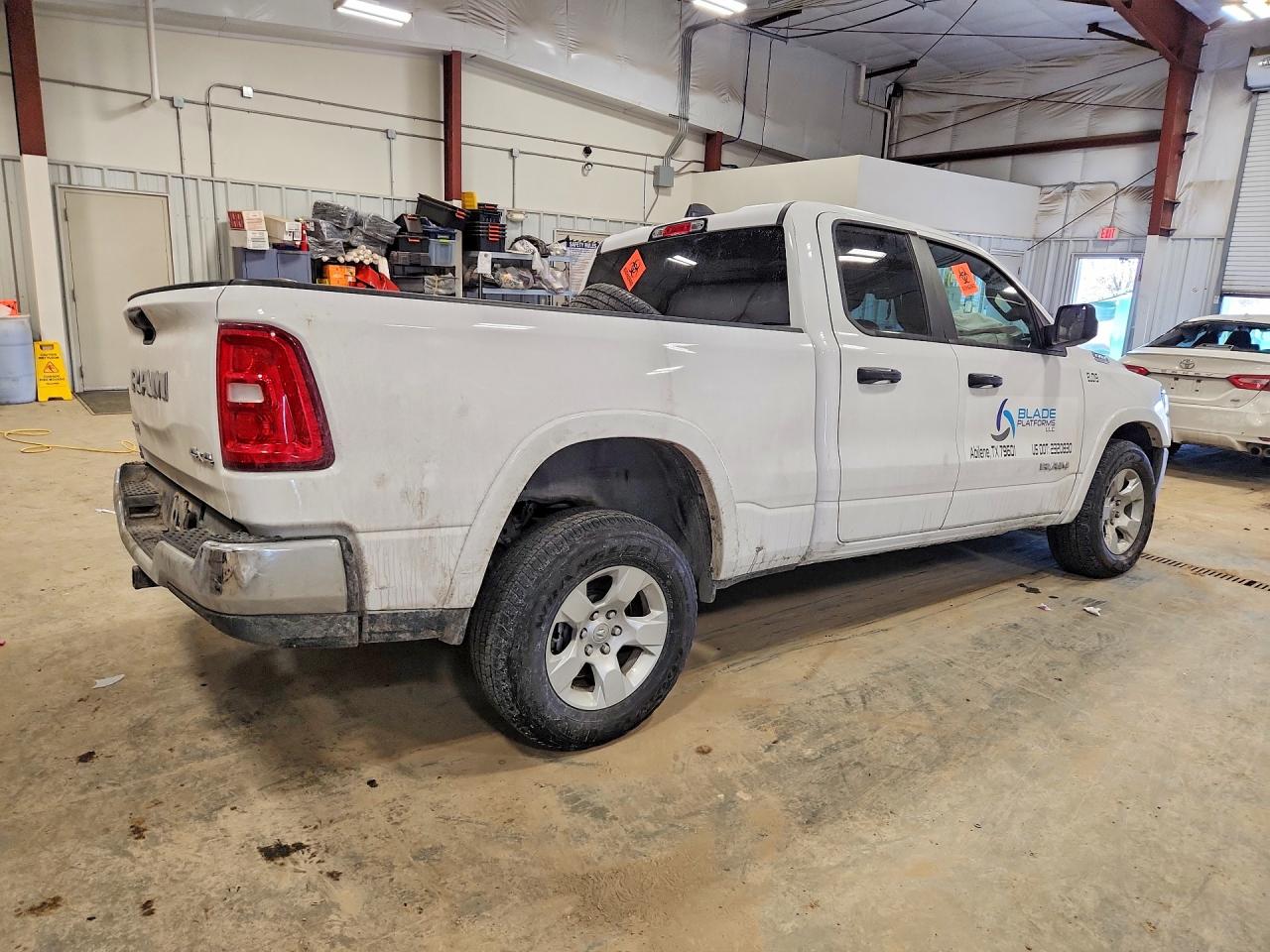 2025 RAM 1500 VIN 1C6RRFBG2SN659253 photo 3
