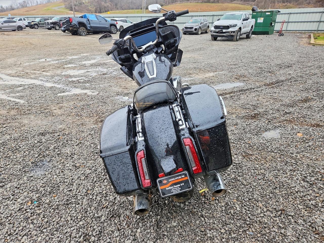 2025 Harley Fl VIN 1HD1KH711SB617750 photo 4