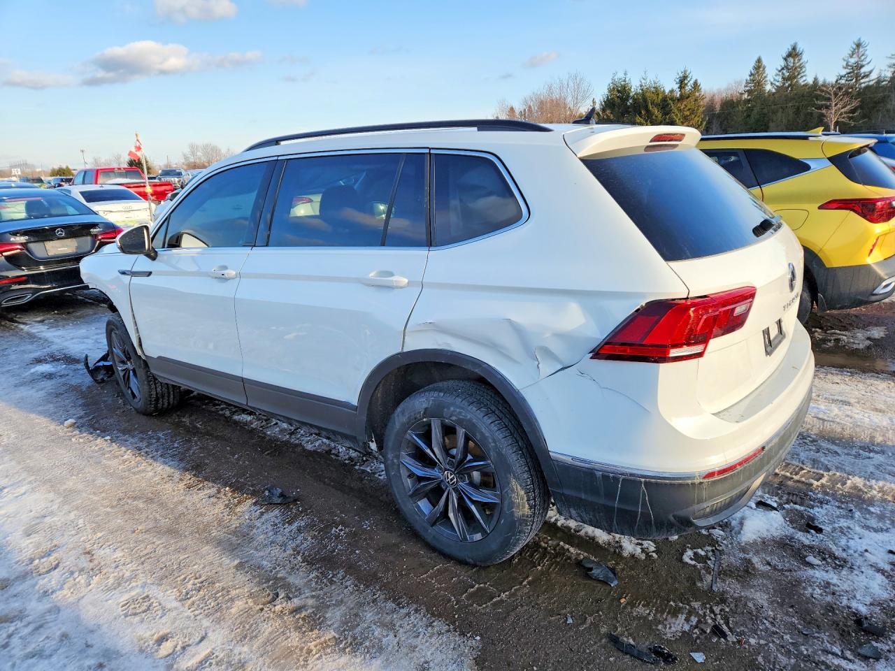 2022 Volk Tiguan VIN 3VV2B7AX2NM010378 photo 2