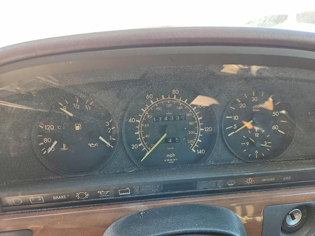 1986 Mercedes 300-class VIN WDBCB25DXGA240741 photo 9