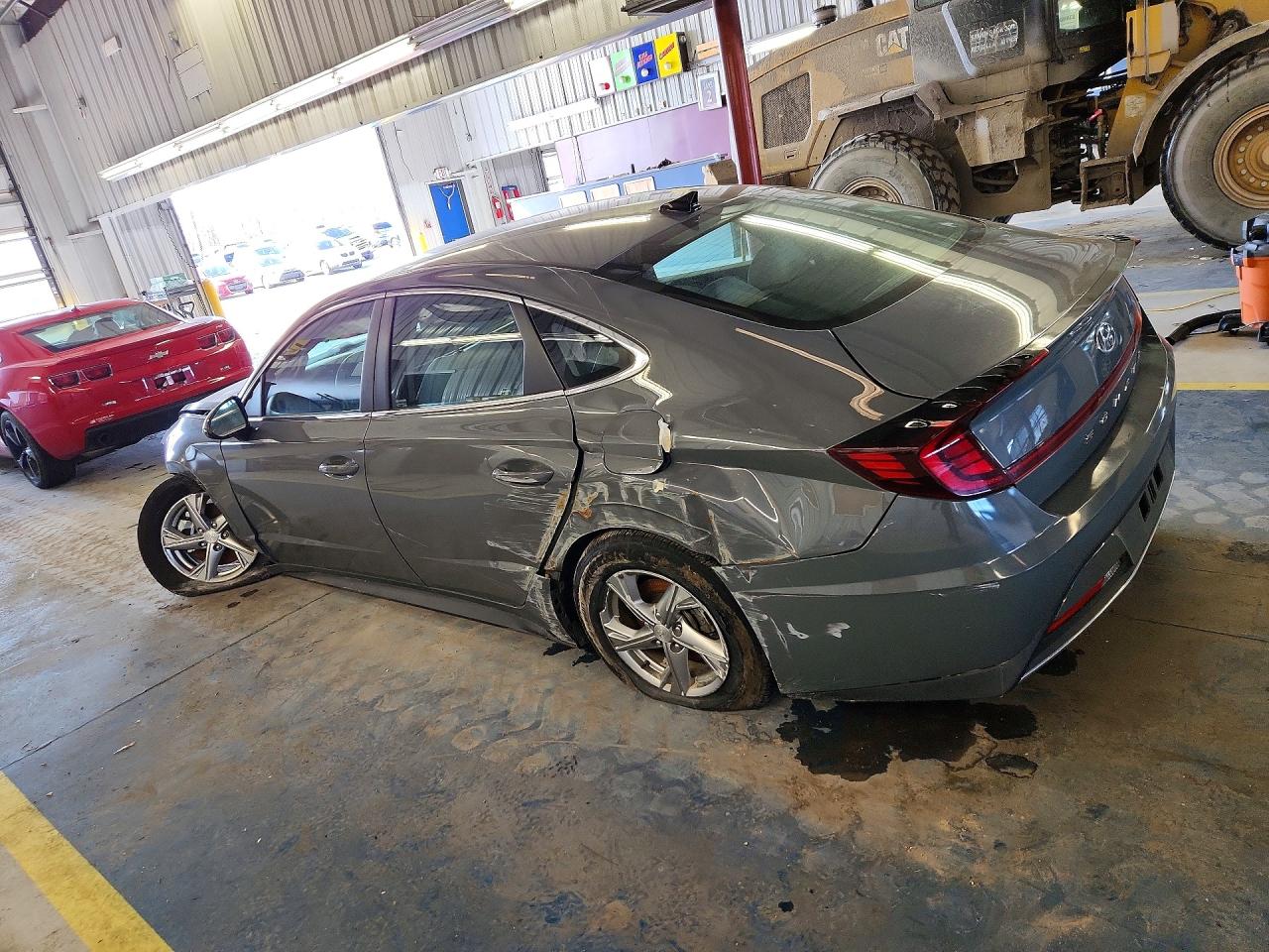 2022 Hyundai Sonata VIN 5NPEG4JA9NH141093 photo 2