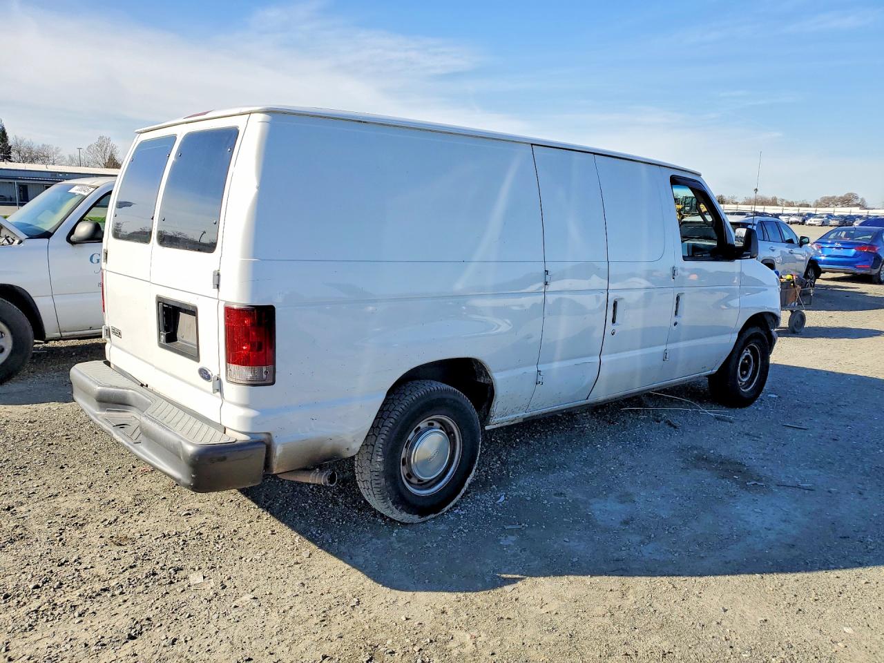 2003 Ford Econoline VIN 1FTRE14283HA02059 photo 3