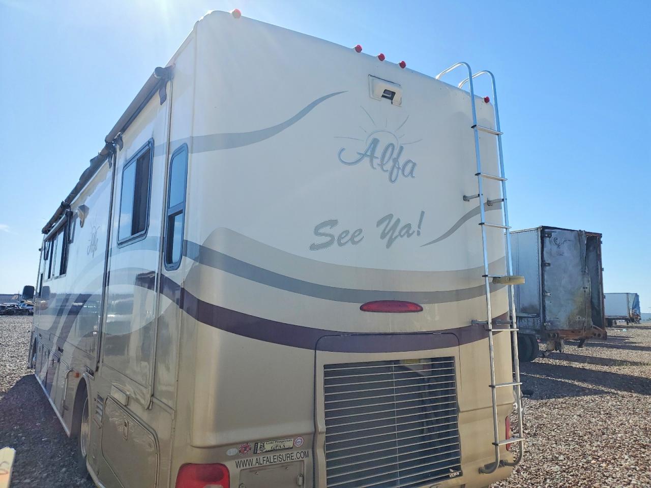 2008 FREIGHTLINER All other VIN 4UZAB2BS18CZ04194 photo 3