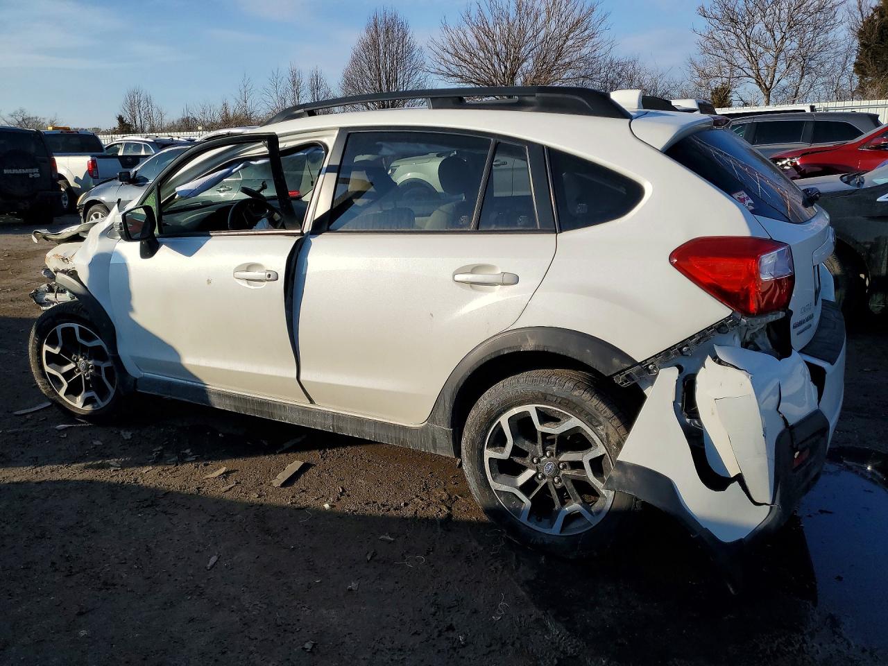 2016 Subaru Crosstrek VIN JF2GPAKC1GH200664 photo 2