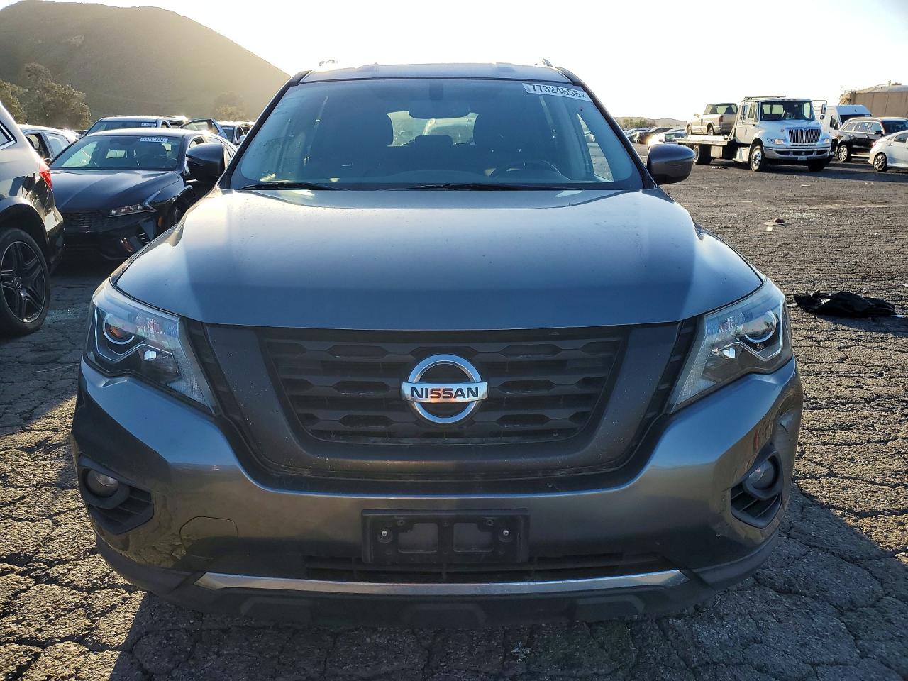 2020 Nissan Pathfinder VIN 5N1DR2BN5LC601916 photo 5