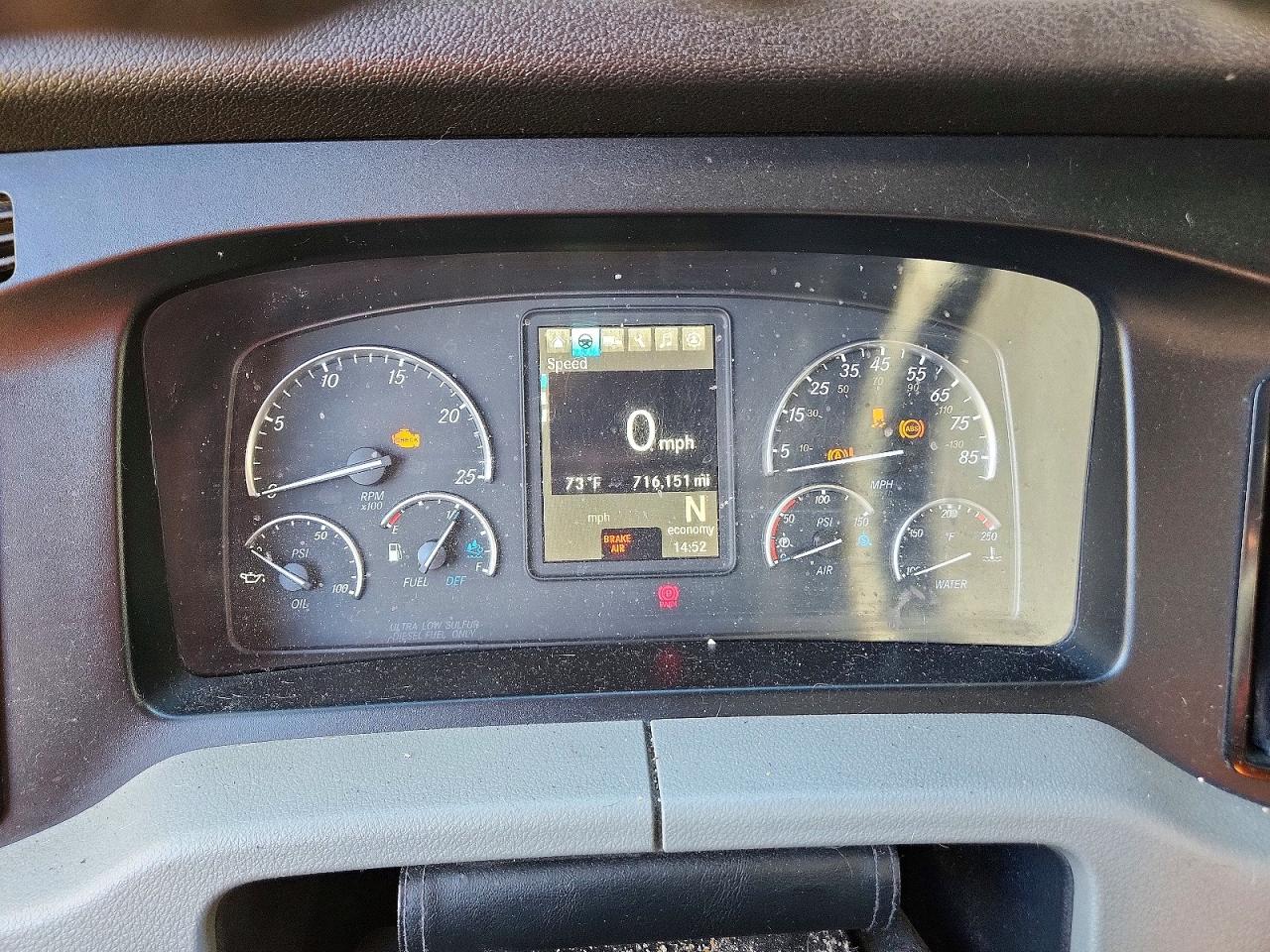 2018 FREIGHTLINER All other VIN 3AKJHHDR9JSJJ0840 photo 8