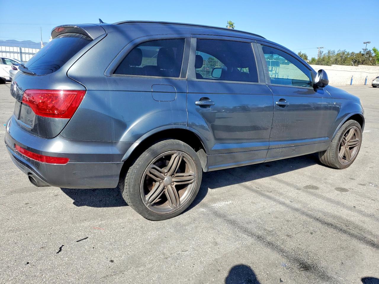 2014 Audi Q7 VIN WA1DGAFE2ED014336 photo 3