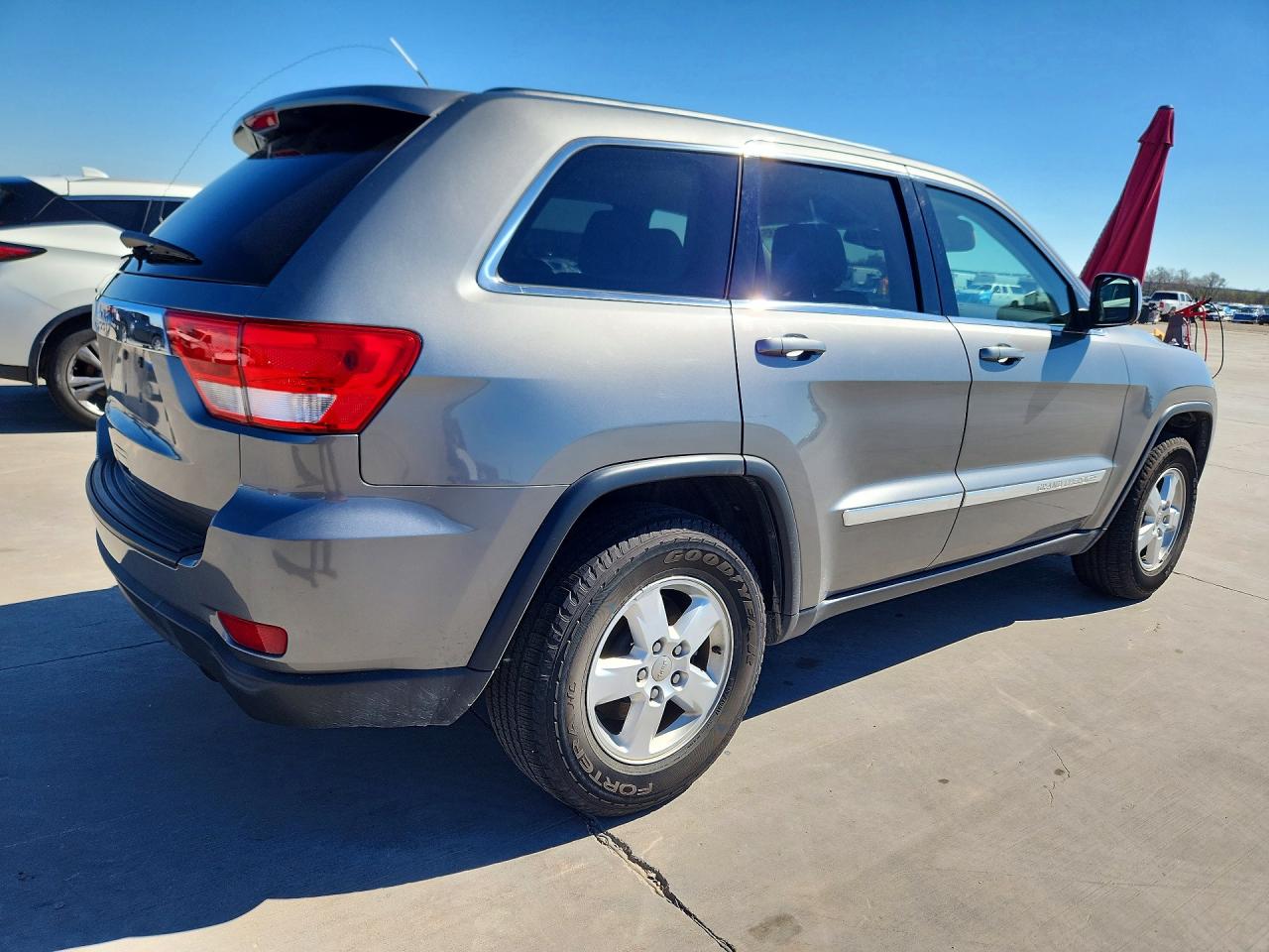 2013 Jeep Grand cher VIN 1C4RJFAG9DC582557 photo 3