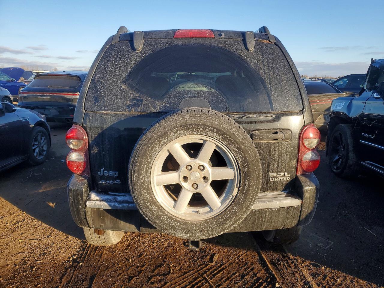 2005 Jeep Liberty VIN 1J8GL58K85W694071 photo 6