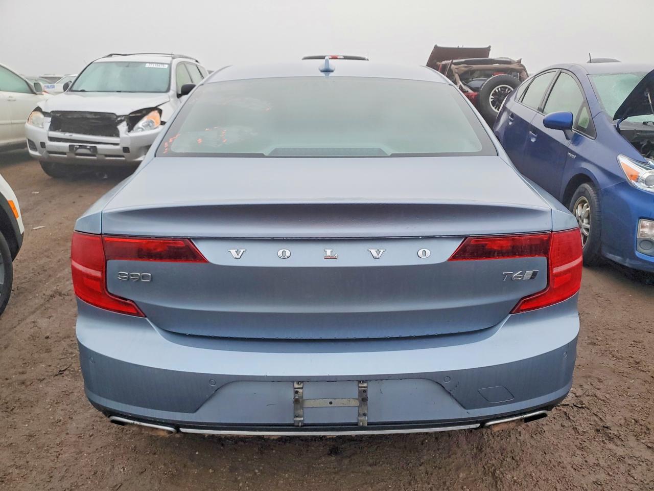 2017 Volvo S90 VIN YV1A22ML9H1010847 photo 6