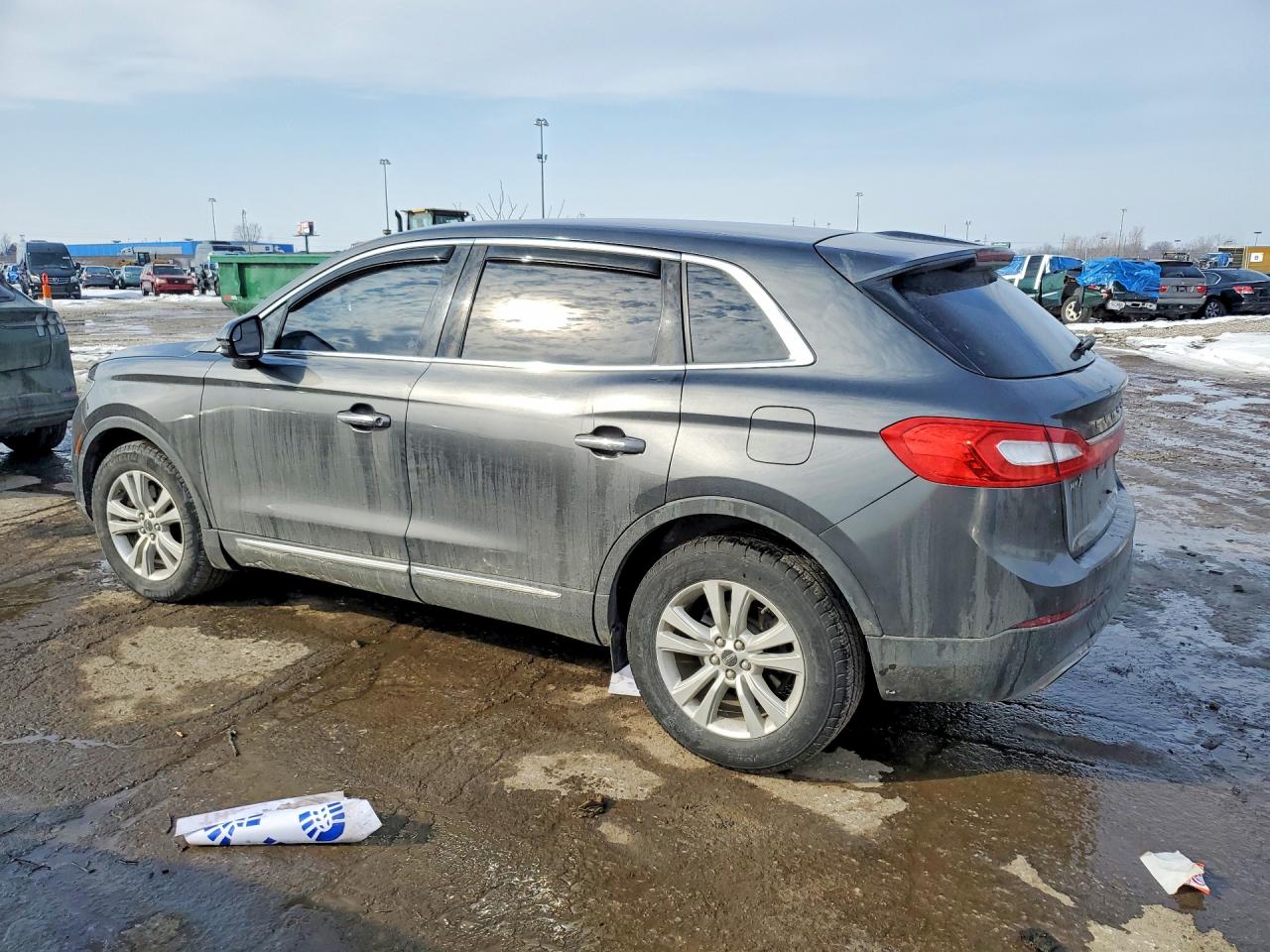 2018 Lincoln Mkx VIN 2LMPJ8JR6JBL41300 photo 2
