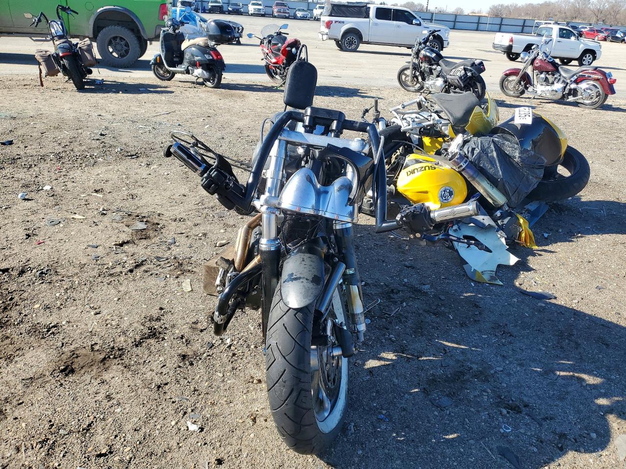 2010 HARLEY Fx VIN 1HD1GY437AC312639 photo 2