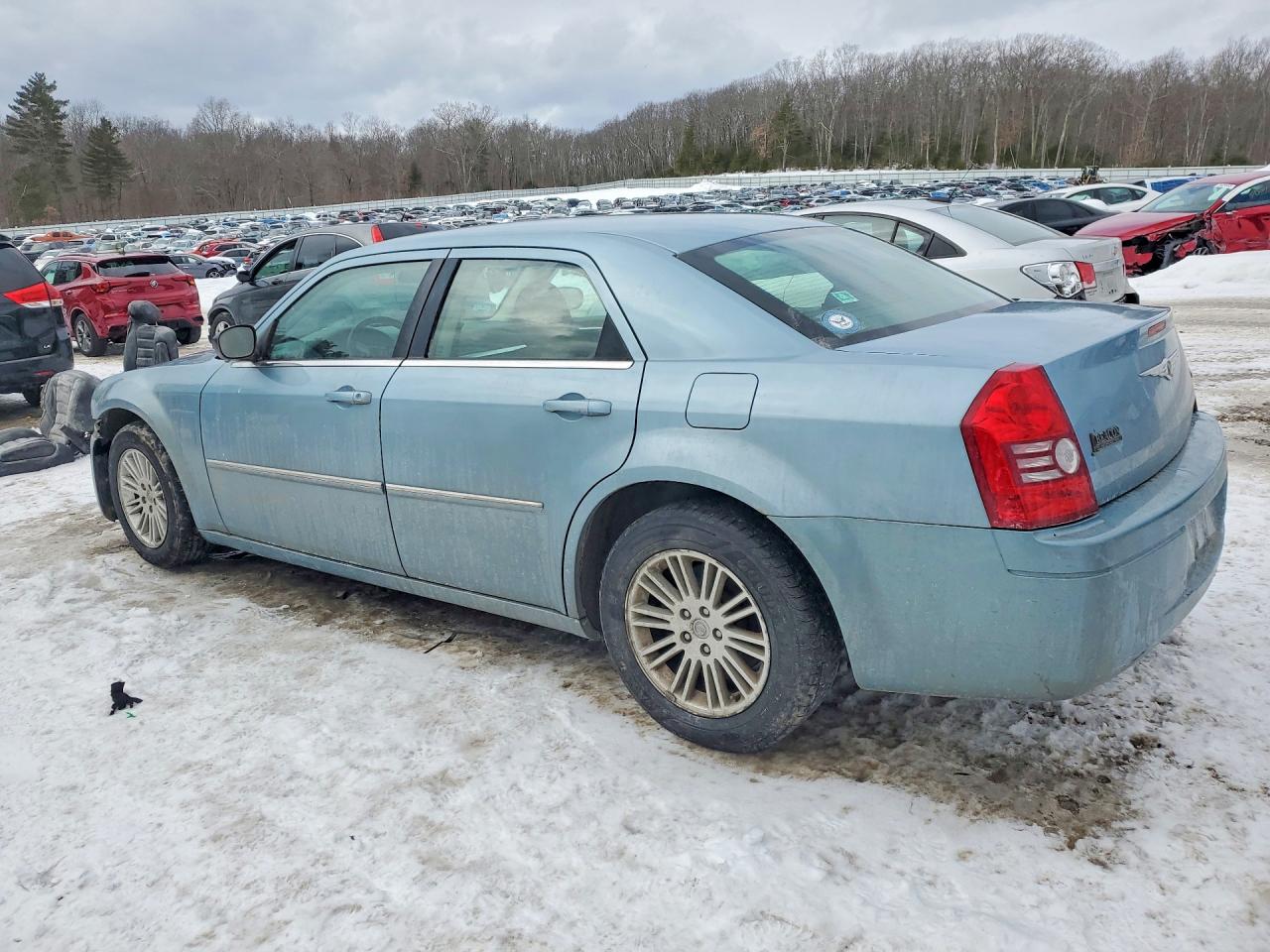 2009 Chrysler 300 VIN 2C3KA43D89H547557 photo 2