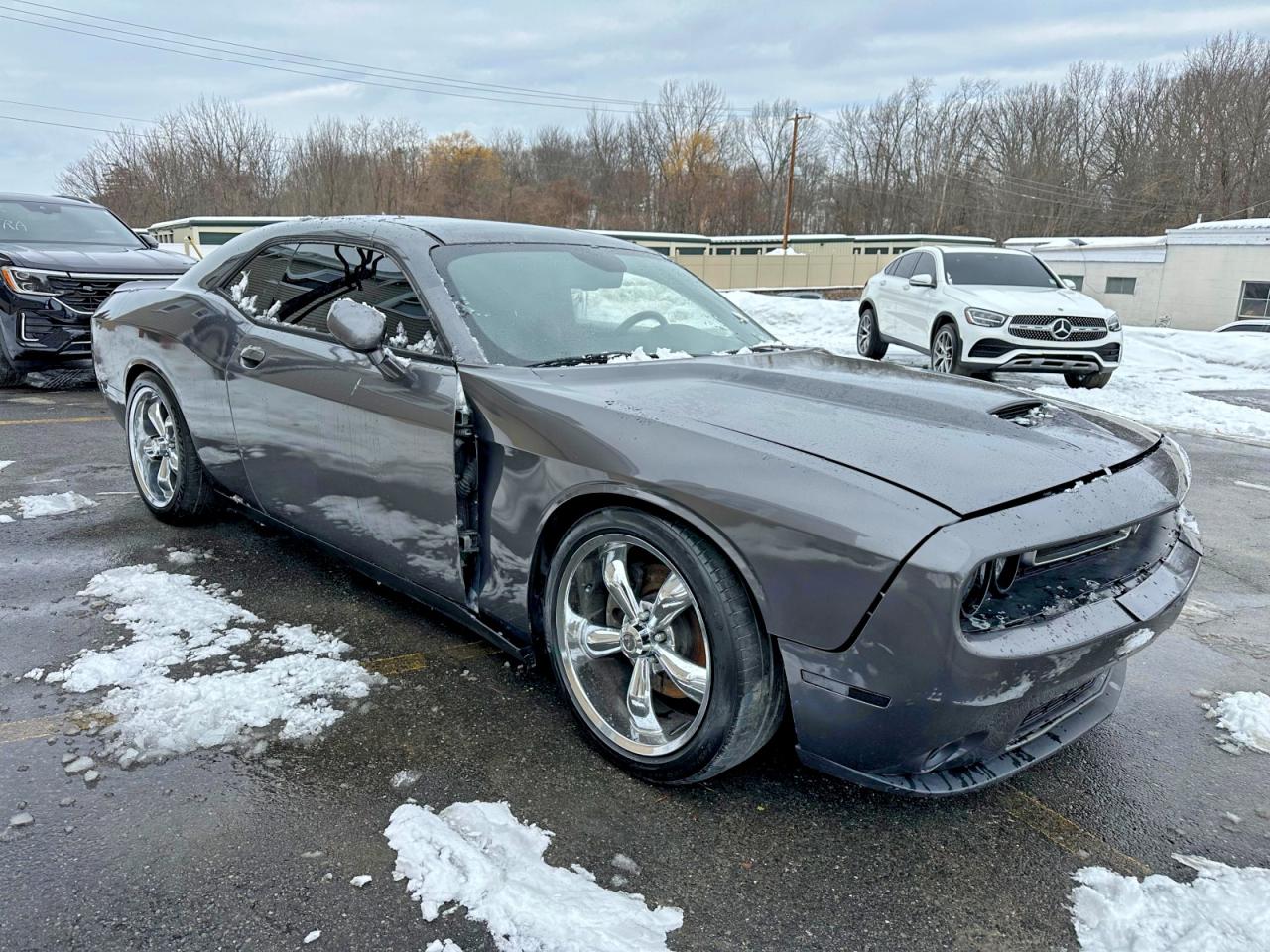 2018 DODGE Challenger VIN 2C3CDZBT8JH141994 photo 4