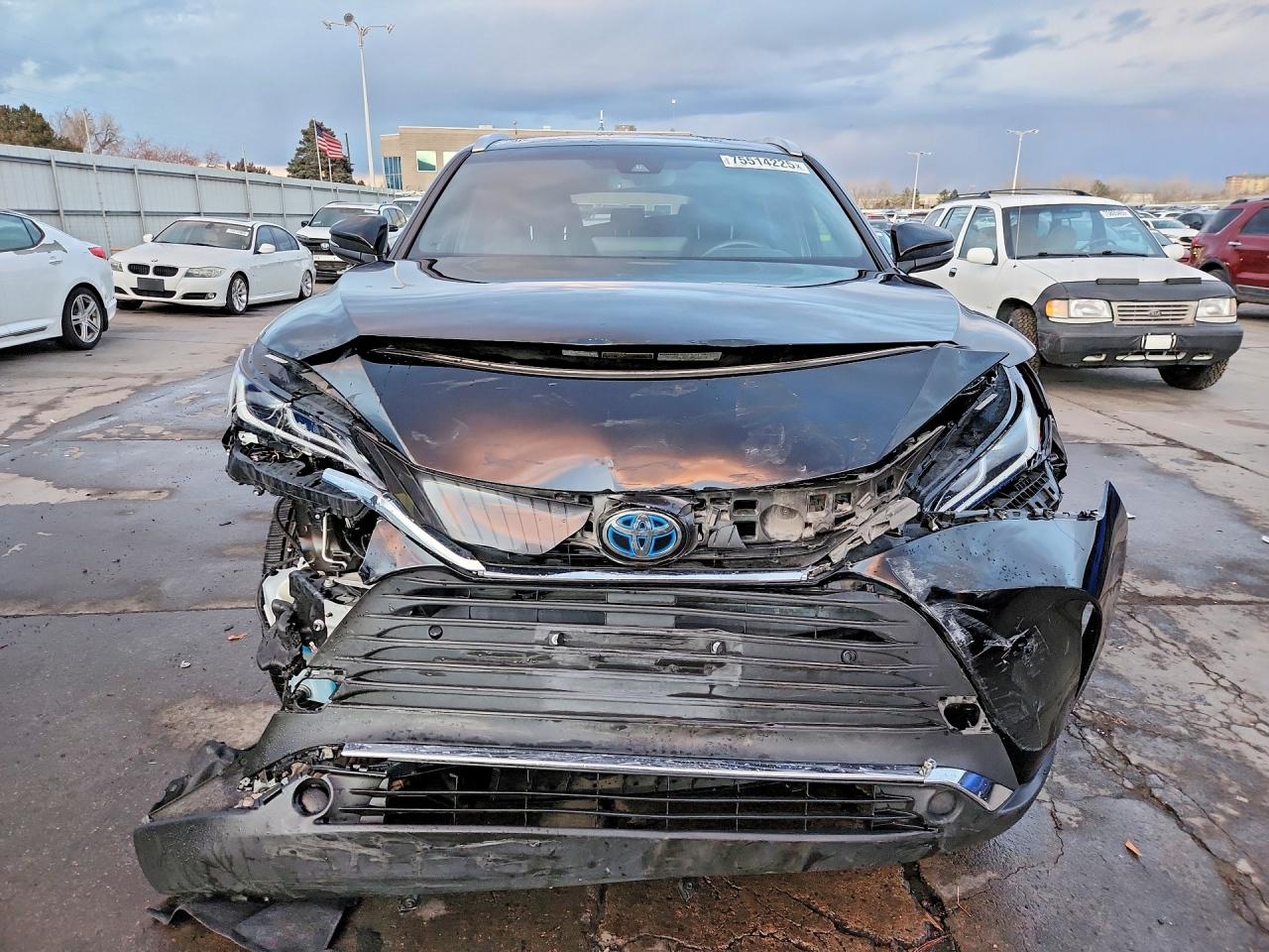 2022 Toyota Venza VIN JTEAAAAH9NJ093416 photo 5