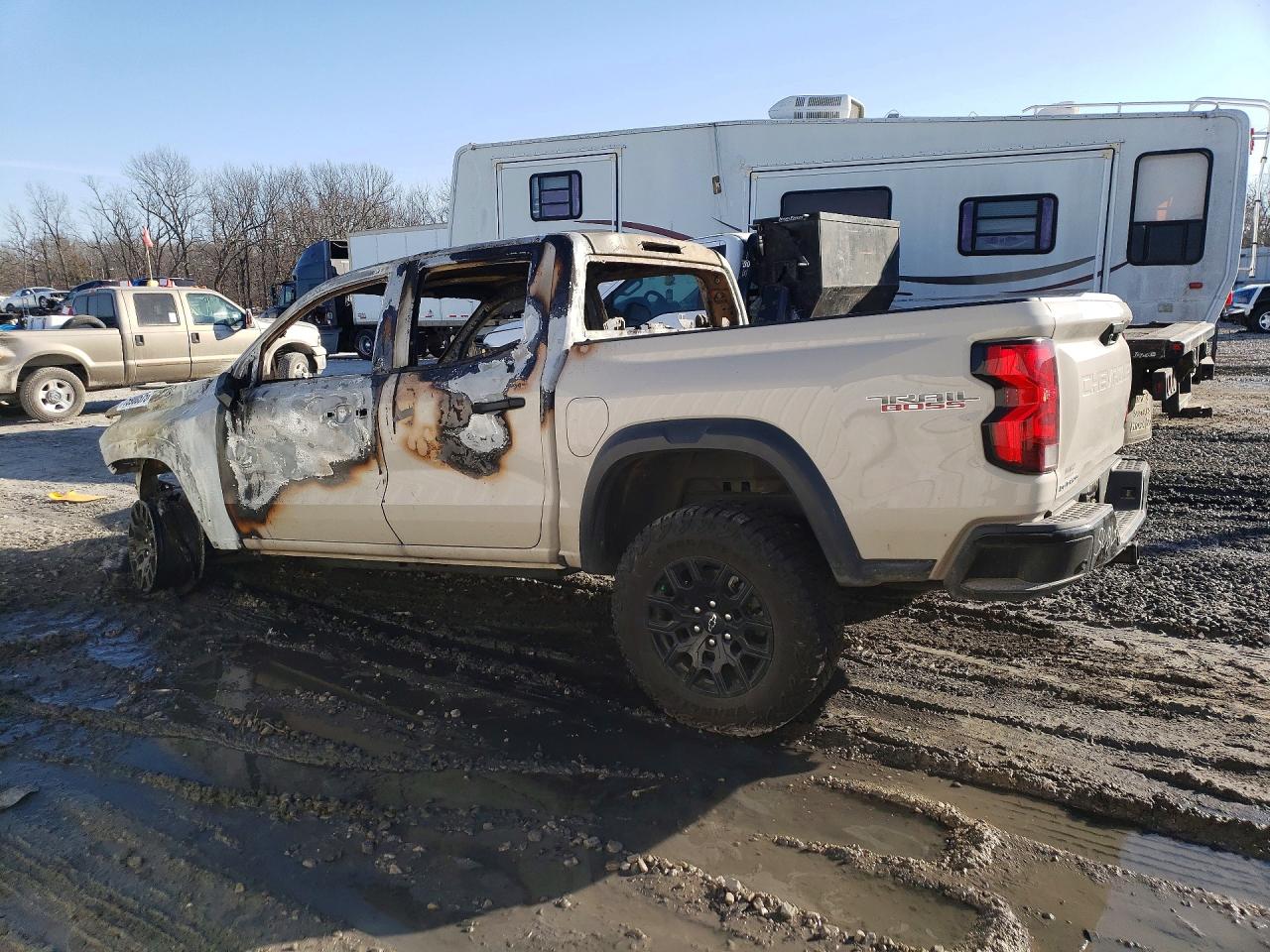 2026 Chevrolet Colorado t VIN 1GCPTEEK6T1136418 photo 2