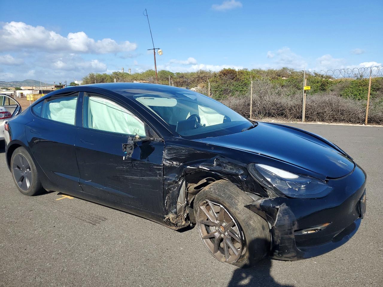 2023 Tesla Model 3 VIN 5YJ3E1EA3PF431692 photo 4