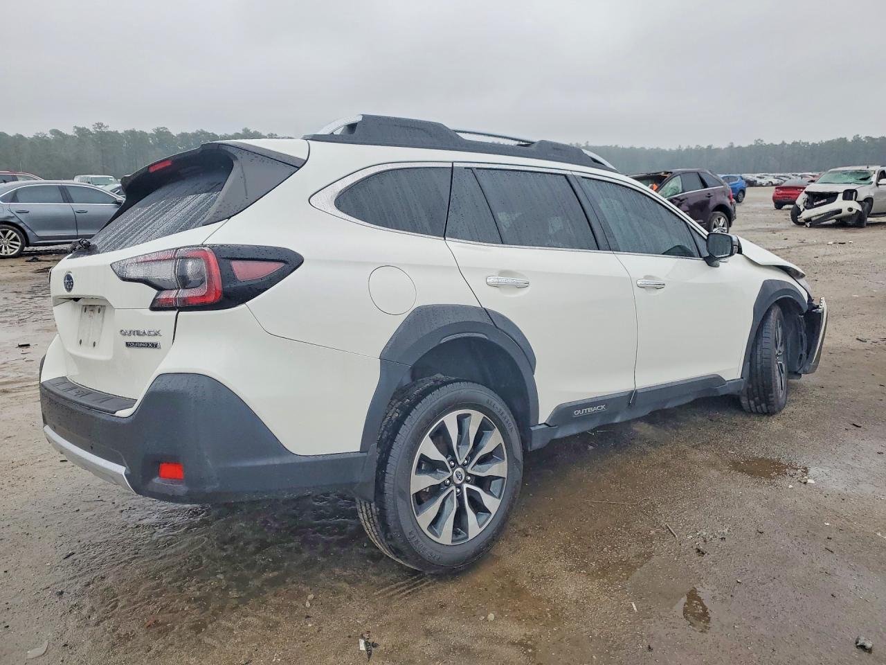 2023 Subaru Outback VIN 4S4BTGPD9P3223109 photo 3