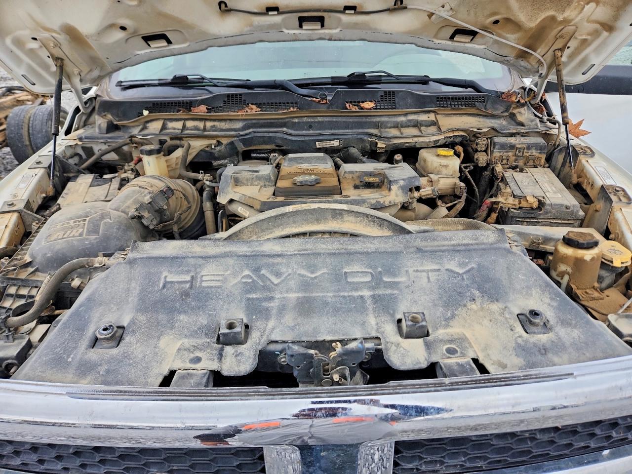 2018 RAM All models VIN 3C7WRSBL1JG335691 photo 11