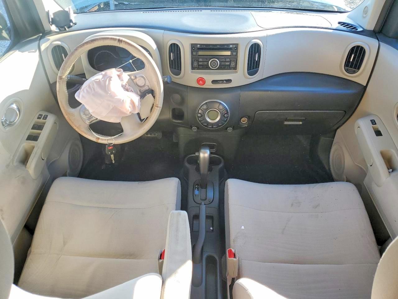 2011 NISS Cube VIN JN8AZ2KR9BT206215 photo 8