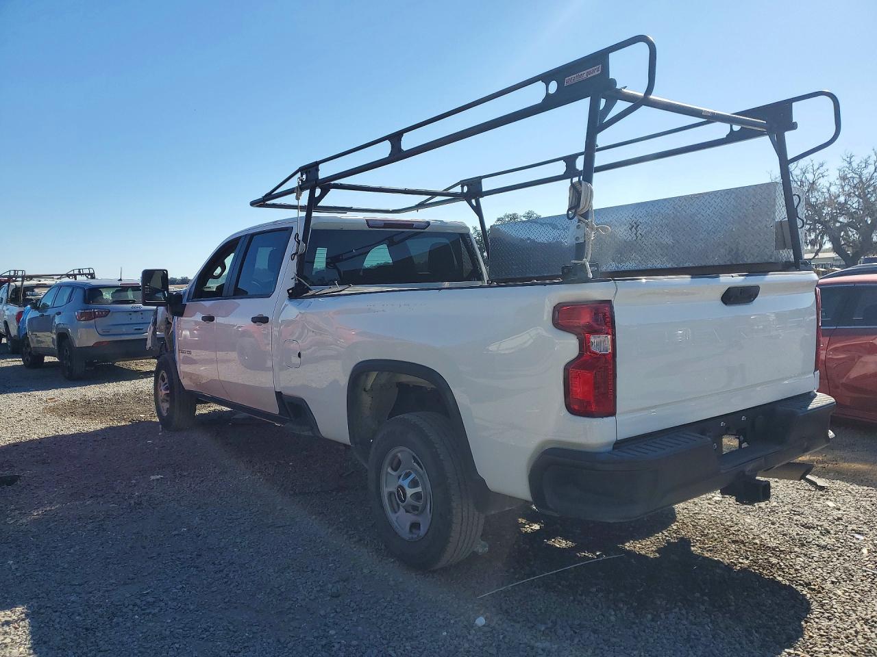 2024 Chevy Silverado VIN 1GC4WLE74RF260547 photo 2