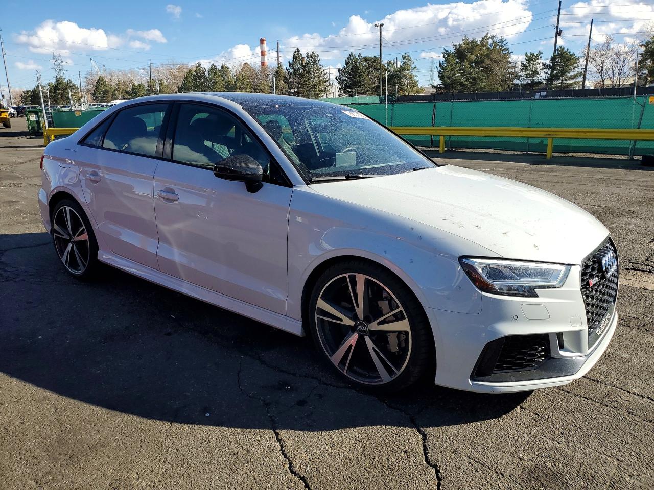2018 AUDI Rs3 VIN WUABWGFF3J1904449 photo 4