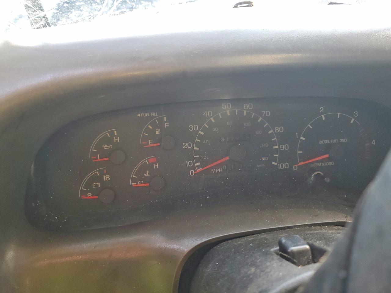 1999 Ford F450 VIN 1FDXF46F1XEE96130 photo 9