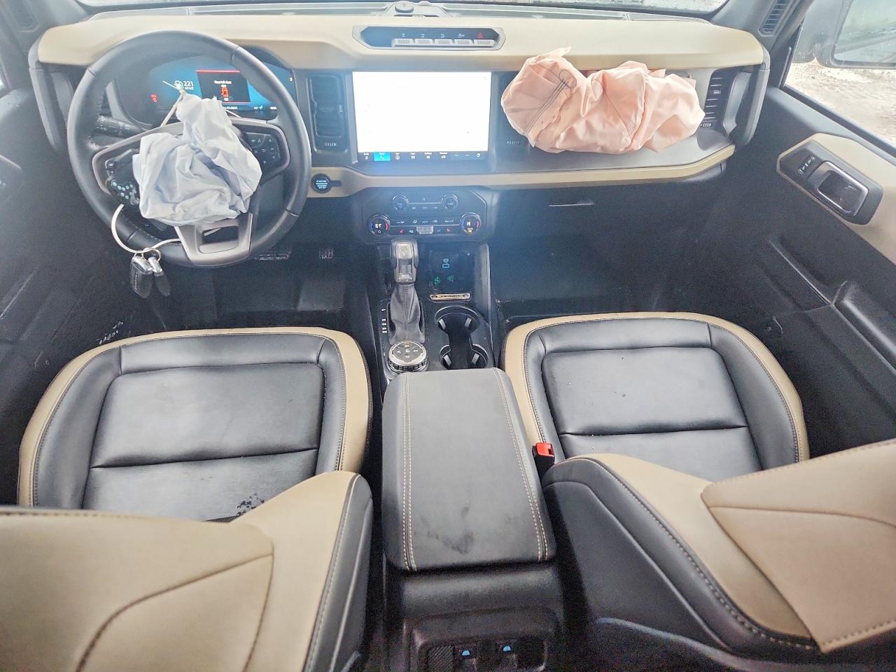 2025 Ford Bronco big VIN 1FMEE7BH2SLA92163 photo 8
