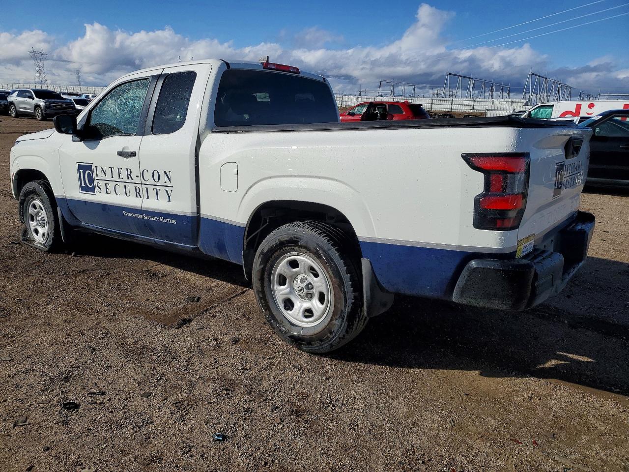 2022 Nissan Frontier VIN 1N6ED1CM6NN617408 photo 2