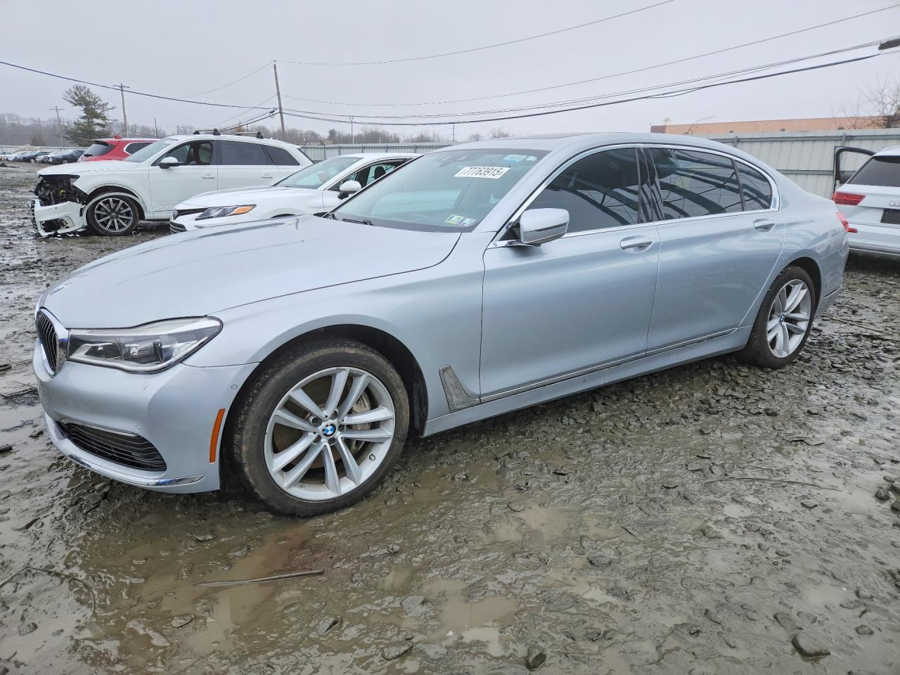 2016 BMW 7 series VIN WBA7F2C56GG416813 photo 1