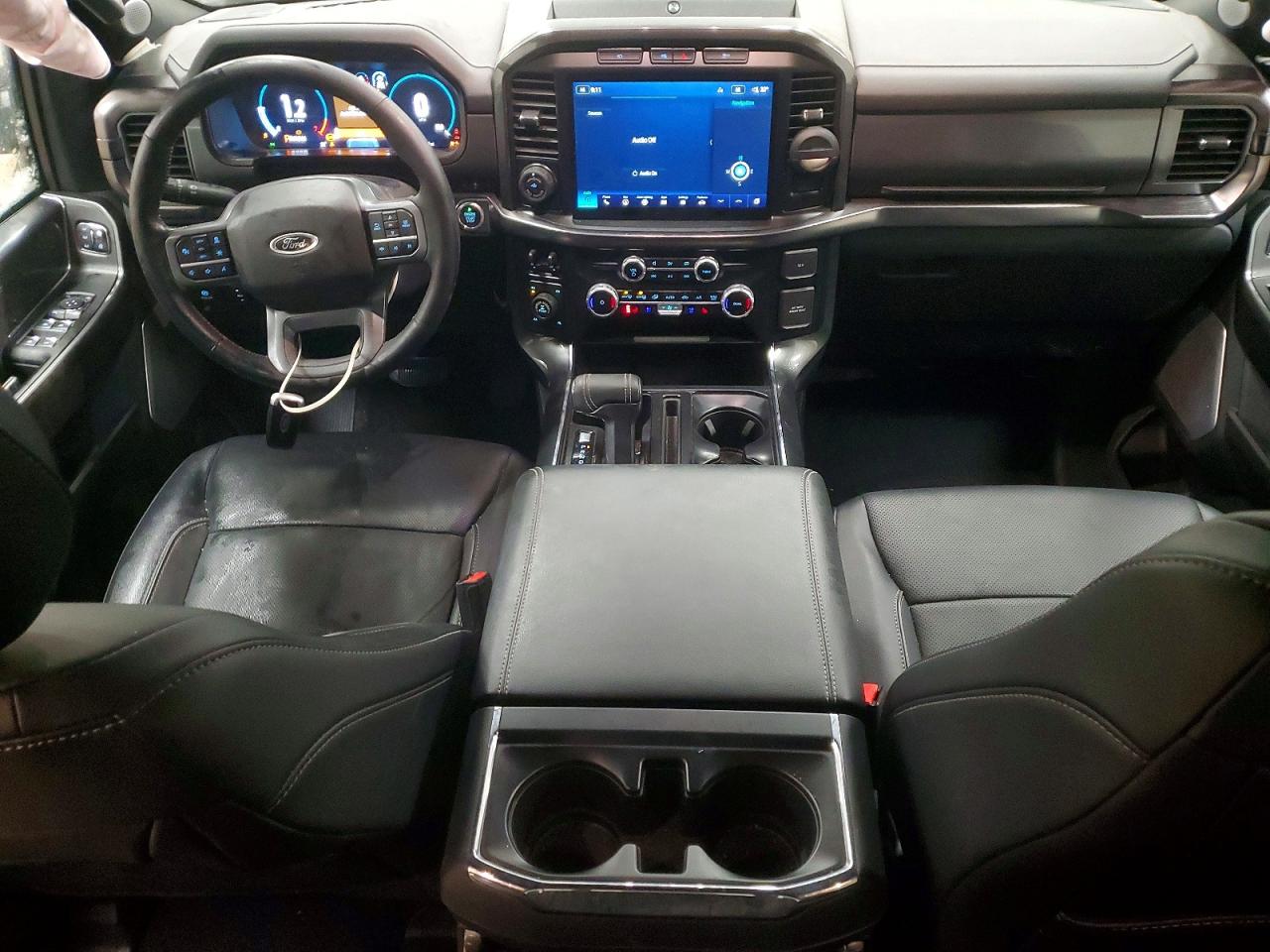 2023 Ford F150 VIN 1FTFW1E84PFA35905 photo 8